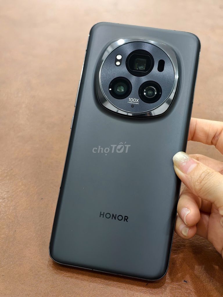 Honor Magic 6 Pro bản nội địa 12-256gb màu Đen 98%. Mua bán Điện thoại tại Quận Đống Đa Hà Nội được đăng bởi Hn Store hình 1