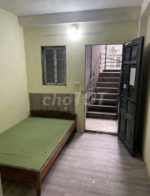 Cho thuê phòng trọ khép kín xa la hà đông