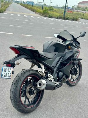 Yamaha R15 2020 Đen 2 vạn