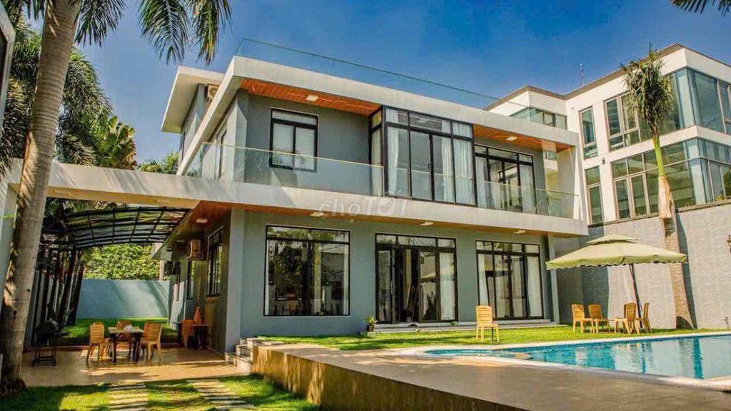 Rent · 6 bd · 750 м² · Thành phố Thủ Đức, ул. Đường Nguyễn Văn Hưởng
