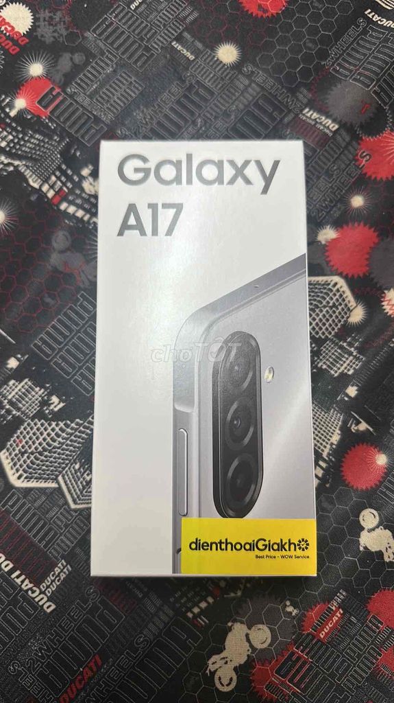 Samsung Galaxy A17 8GB/128GB New seal Full box. Mua bán Điện thoại tại Thành phố Thủ Đức Tp Hồ Chí Minh được đăng bởi Nguyễn Thiên Phong hình 1
