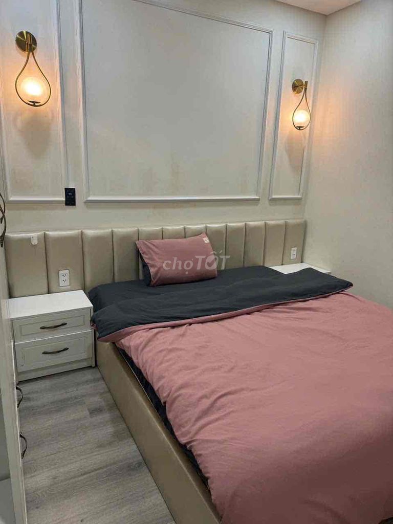 Smart-home 2-bedroom apartment with river view in The Monarchy — photo 9