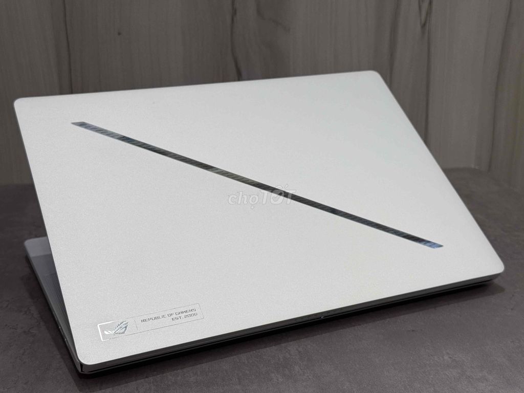 Asus ROG Zephyrus G14 Ryzen 9 8945HS/16GB/1TB/4060. Mua bán Laptop tại Quận Bình Thạnh Tp Hồ Chí Minh được đăng bởi Lê Khanh hình 1