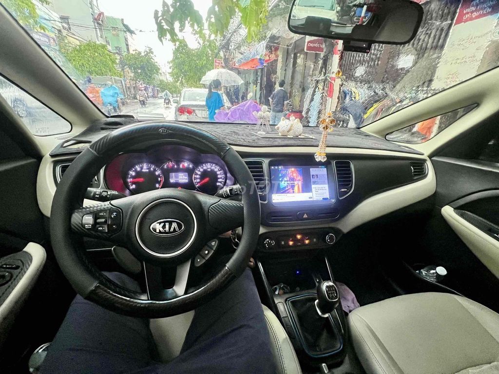 Kia Rondo 2.0GMT đời 2017 chuẩn xe gia đình.. Mua bán Ô tô tại Quận Liên Chiểu Đà Nẵng được đăng bởi Thanh Land Da Nang hình 8