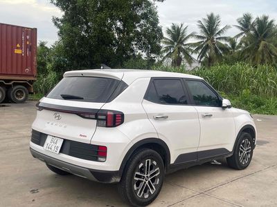Hyundai Venue 2024 Trắng 38.000 km