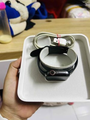 Đồng hồ Apple Watch Series 4 40mm chính hãng ( kèm. Mua bán Thiết bị đeo thông minh tại Quận 11 Tp Hồ Chí Minh được đăng bởi Ngoc diep