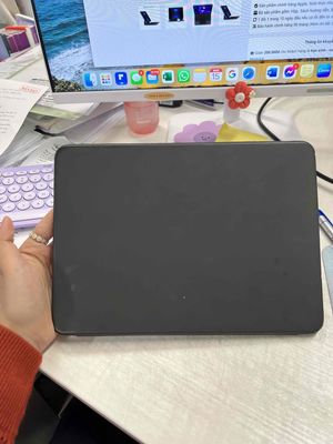 Magic Keyboard Ipad pro 11 inch