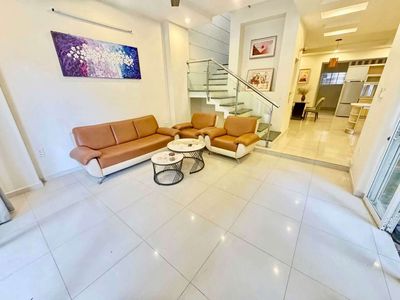 Rent · 3 bd · 120 м² · Quận Sơn Trà, ул. Đường Đỗ Huy Uyên