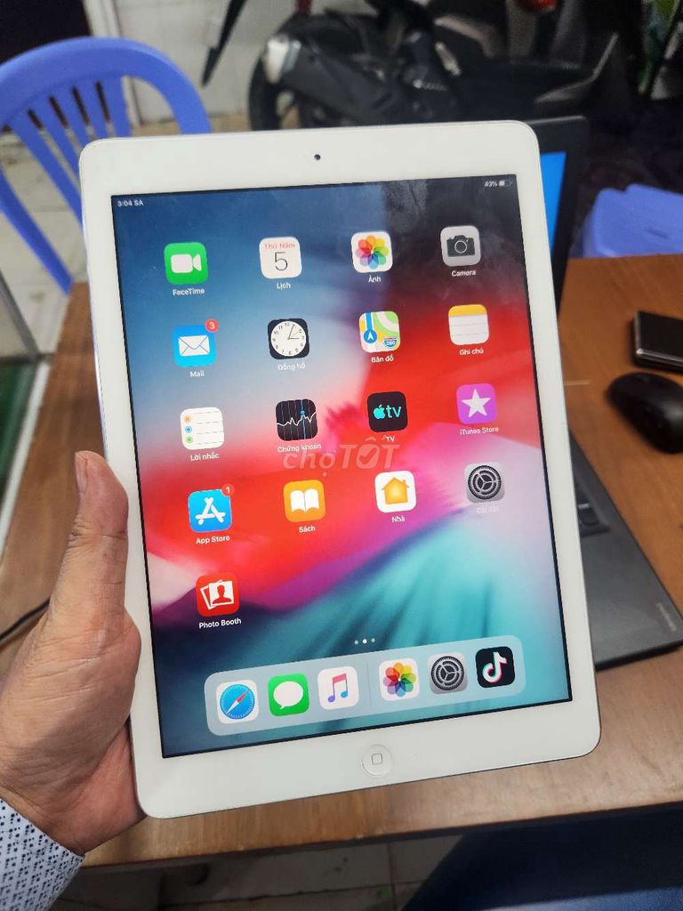 iPad Air 1 wifi only 16G zin leng keng. icloud ẩn