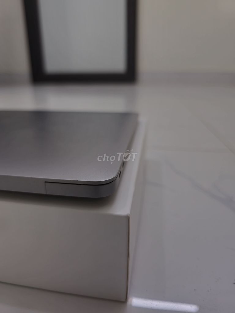 Bán macbook air M1