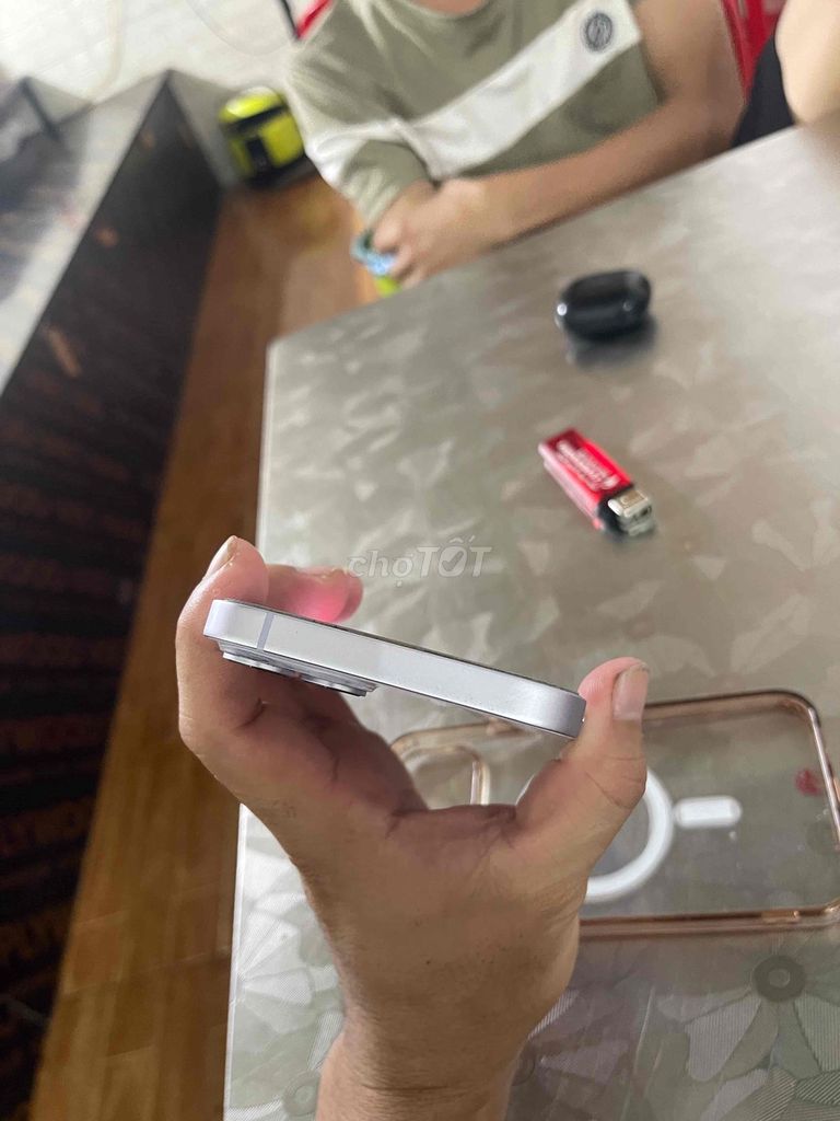 Apple iPhone 14 Plus Trắng. Mua bán Điện thoại tại Huyện Thanh Oai Hà Nội được đăng bởi Nguyễn Tiên Huy hình 1