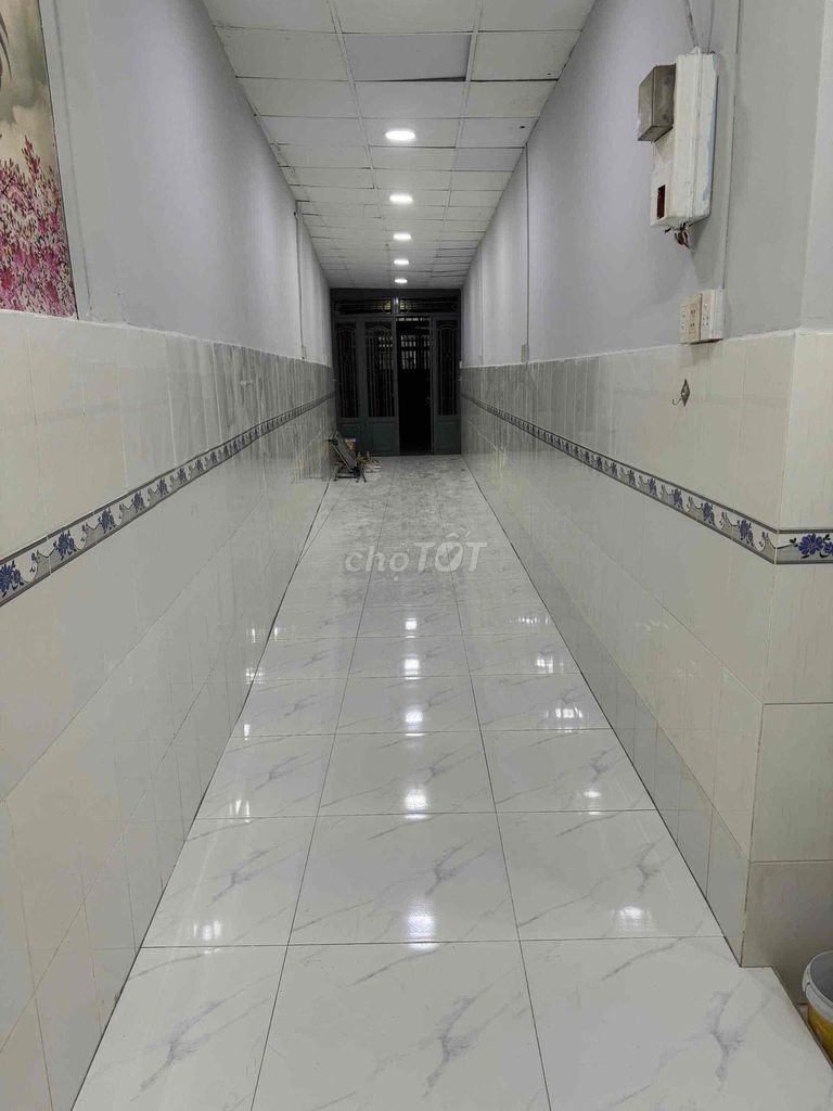 Nhà trệt lầu 72m2 3 phòng ngủ 2 toilet hẻm 76 Tôn Thất Thuyết giá 9tr