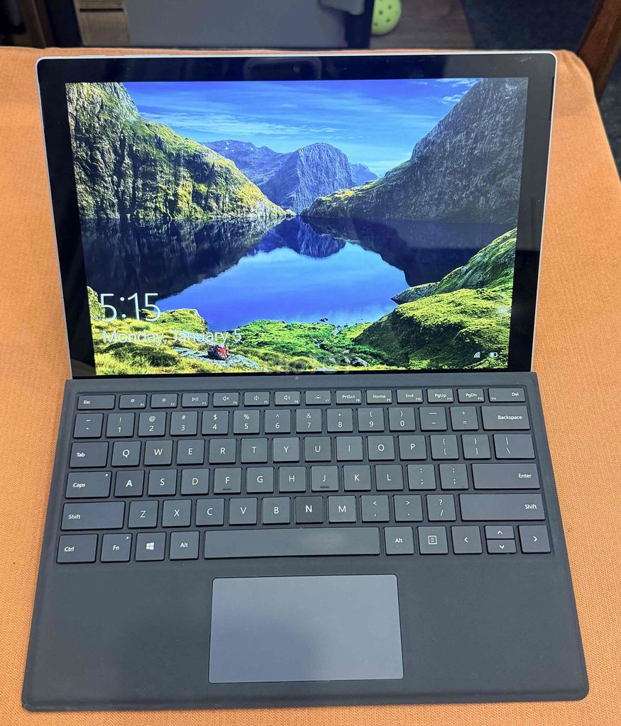 surface pro7 plus bản wifi. Mua bán Laptop tại Quận Nam Từ Liêm Hà Nội được đăng bởi Đoàn Thu Hiền hình 1