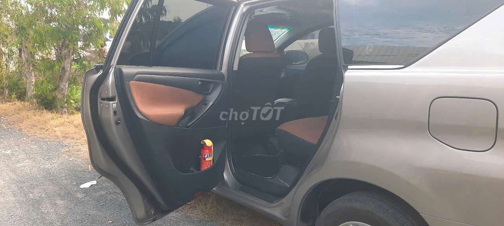 xe gia đình mình cần bán nhanh. Mua bán Ô tô tại Huyện Hóc Môn Tp Hồ Chí Minh được đăng bởi lê hình 8