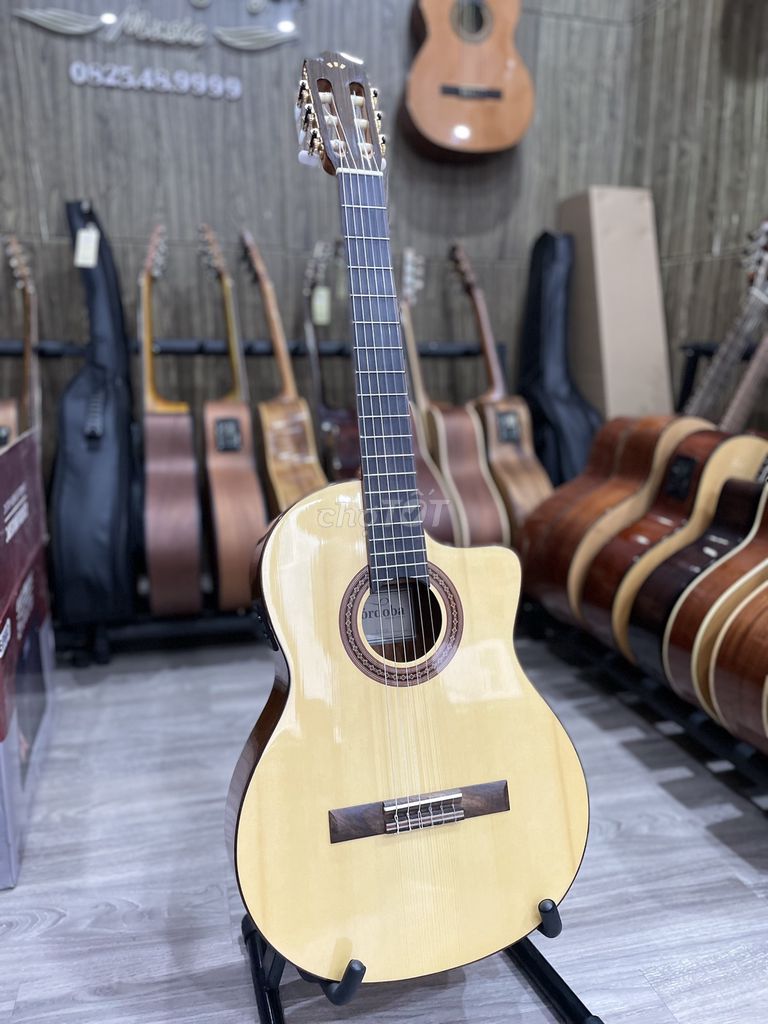 Đàn Guitar Classic Cordoba C5CE