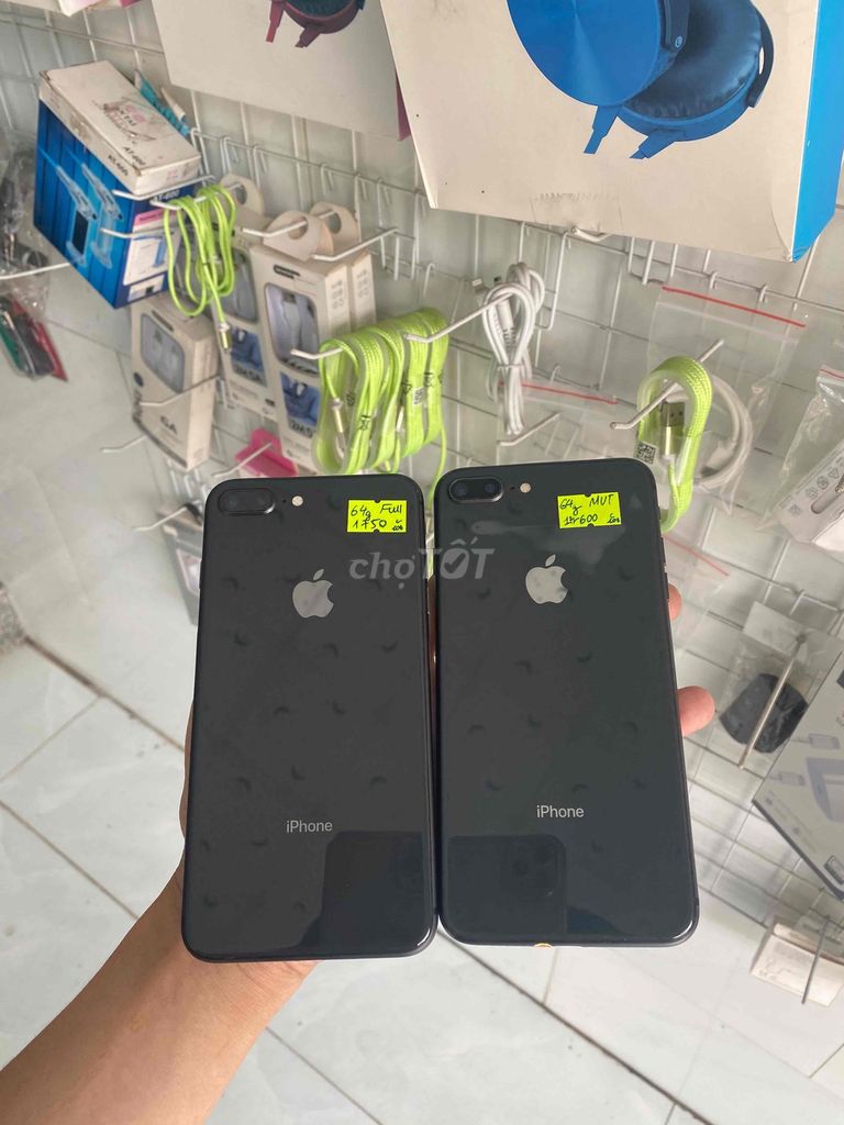 Apple iPhone 8 Plus 64GB Đen/ đỏ. Mua bán Điện thoại tại Thị xã Bến Cát Bình Dương được đăng bởi Xuân Long  hình 1