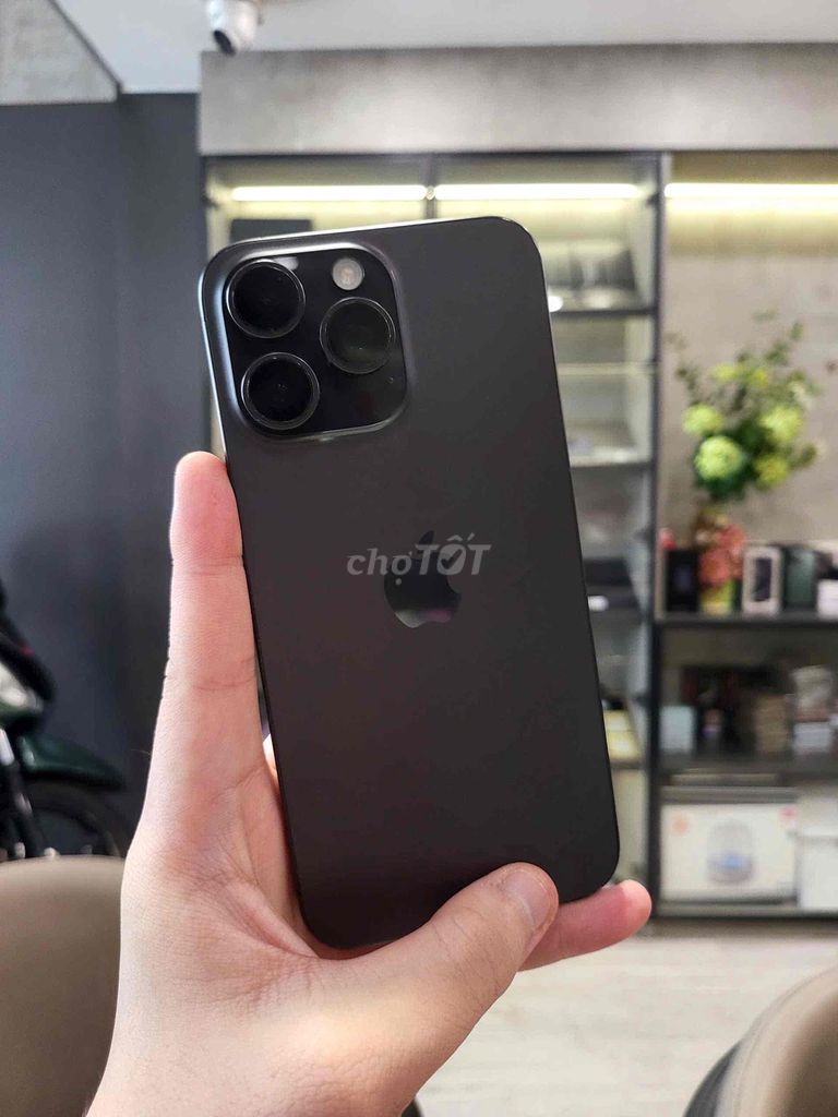 Apple iPhone 15 Pro Max 256GB Đen Quốc Tế Mỹ 99%. Mua bán Điện thoại tại Quận 8 Tp Hồ Chí Minh được đăng bởi CA REM BÁN TÁO hình 1
