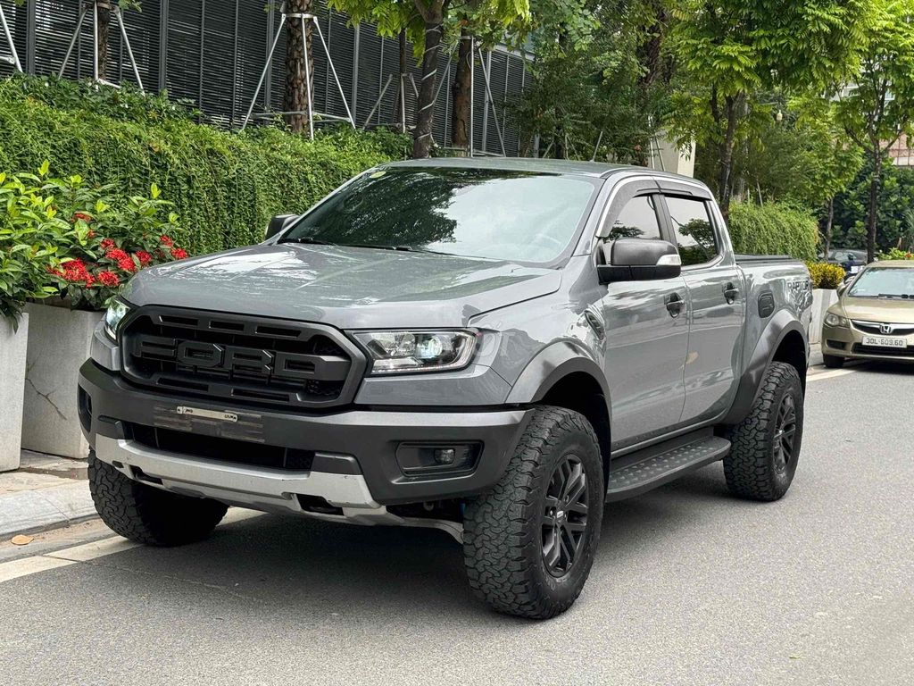 Ford Ranger Raptor Xám Автомат
