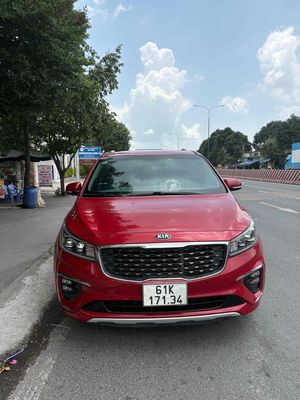 Kia sedona dầu cao cấp 2019 Đỏ 70.000 km