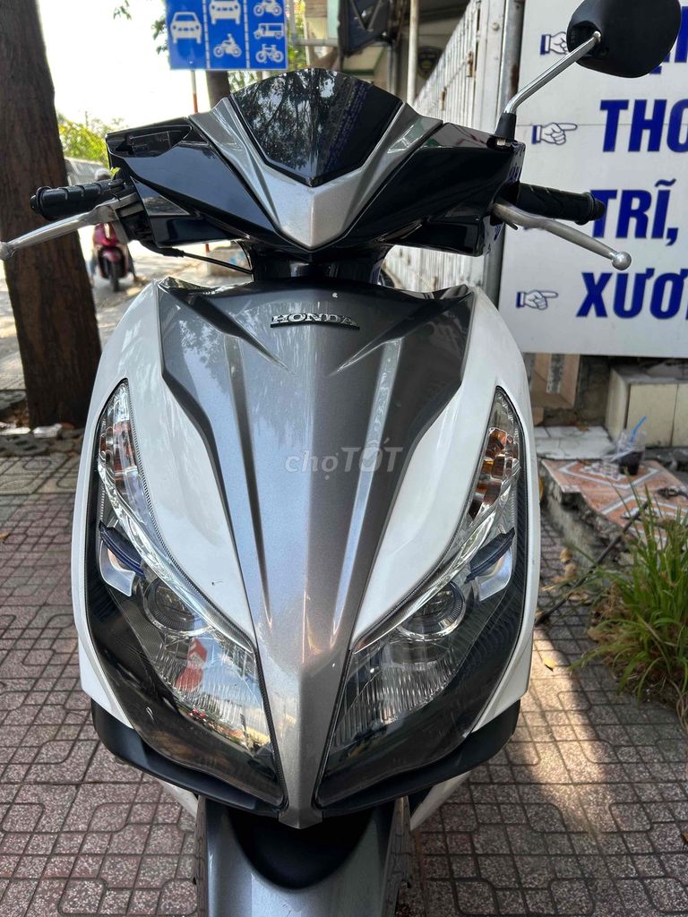 Honda AB 125fi động cơ ESP zin êm chính chủ. Mua bán Xe máy tại Thành phố Mỹ Tho Tiền Giang được đăng bởi Trân Phong hình 7