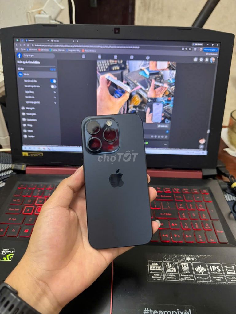 iPhone 15 Pro Đen Quốc tế LLA. Mua bán Điện thoại tại Quận Hoàng Mai Hà Nội được đăng bởi Công Nguyễn hình 1