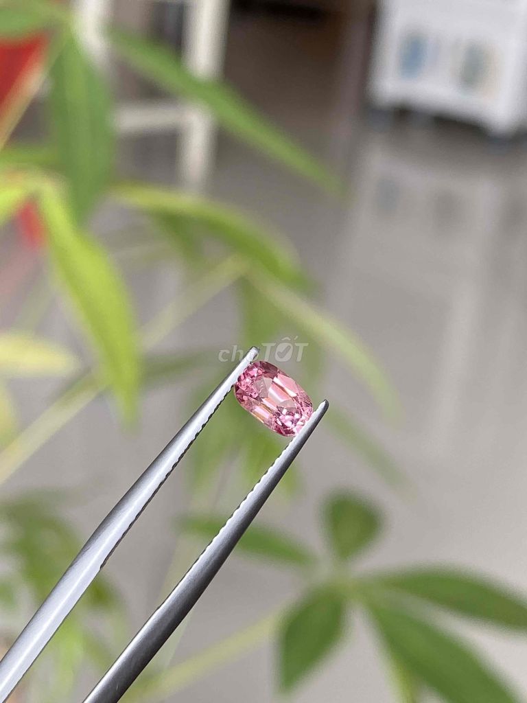 Spinel hồng 0,73ct