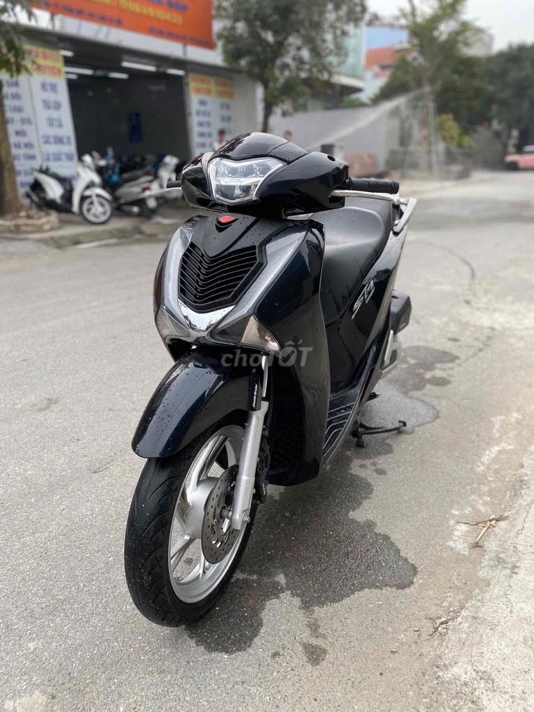 SH 150i CBS Nguyên Bản 2017 Chất _Bảo Hành 2 Năm✅✅. Mua bán Xe máy tại Huyện Gia Lâm Hà Nội được đăng bởi Xe Máy Phúc Hưng hình 2