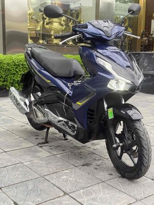 Ab 125cc 2022 chính chủ máy  zin êm tít chất lừ l. Mua bán Xe máy tại Thành phố Nam Định Nam Định được đăng bởi Bảo Nhi Trần