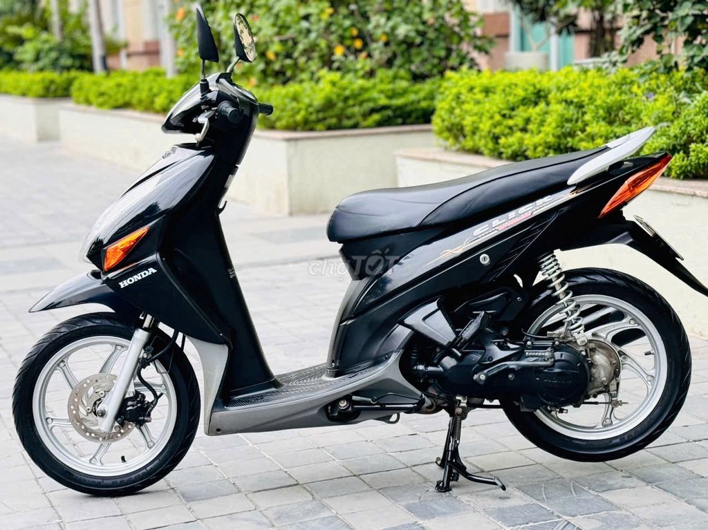 HONDA CLICK ĐEN  BIỂN HÀ NỘI MÁY BAO  ZIN BIỂN 29. Mua bán Xe máy tại Quận Cầu Giấy Hà Nội được đăng bởi Trí Thành hình 3