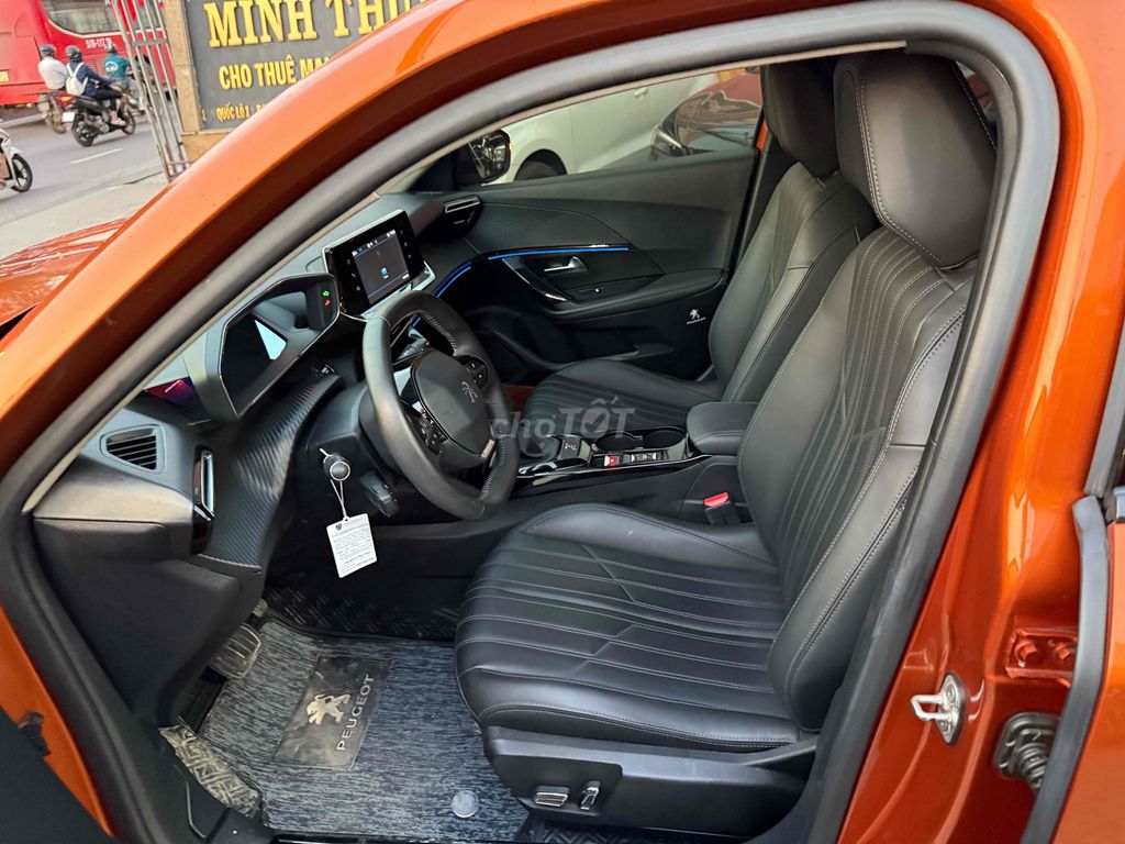 Peugeot 2008 2021 GT Line 1.2 AT odo 34000 km. Mua bán Ô tô tại Thành phố Thủ Đức Tp Hồ Chí Minh được đăng bởi FASTCARS THÁI Ô TÔ CŨ  hình 9