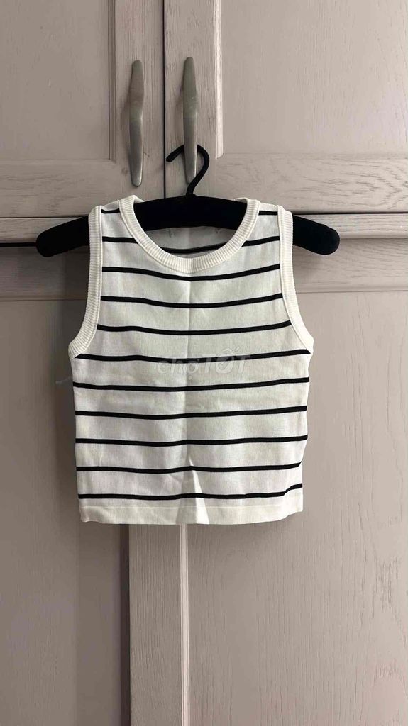 Áo croptop trắng, be kẻ sọc đen mùa hè. Mua bán Quần áo tại Thành phố Thủ Đức Tp Hồ Chí Minh được đăng bởi N Hoàng  hình 1