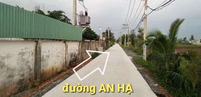 Bán 1000m2 đất An Hạ. Đất đã san lấp có điện nước 3 pha đầy đủ.