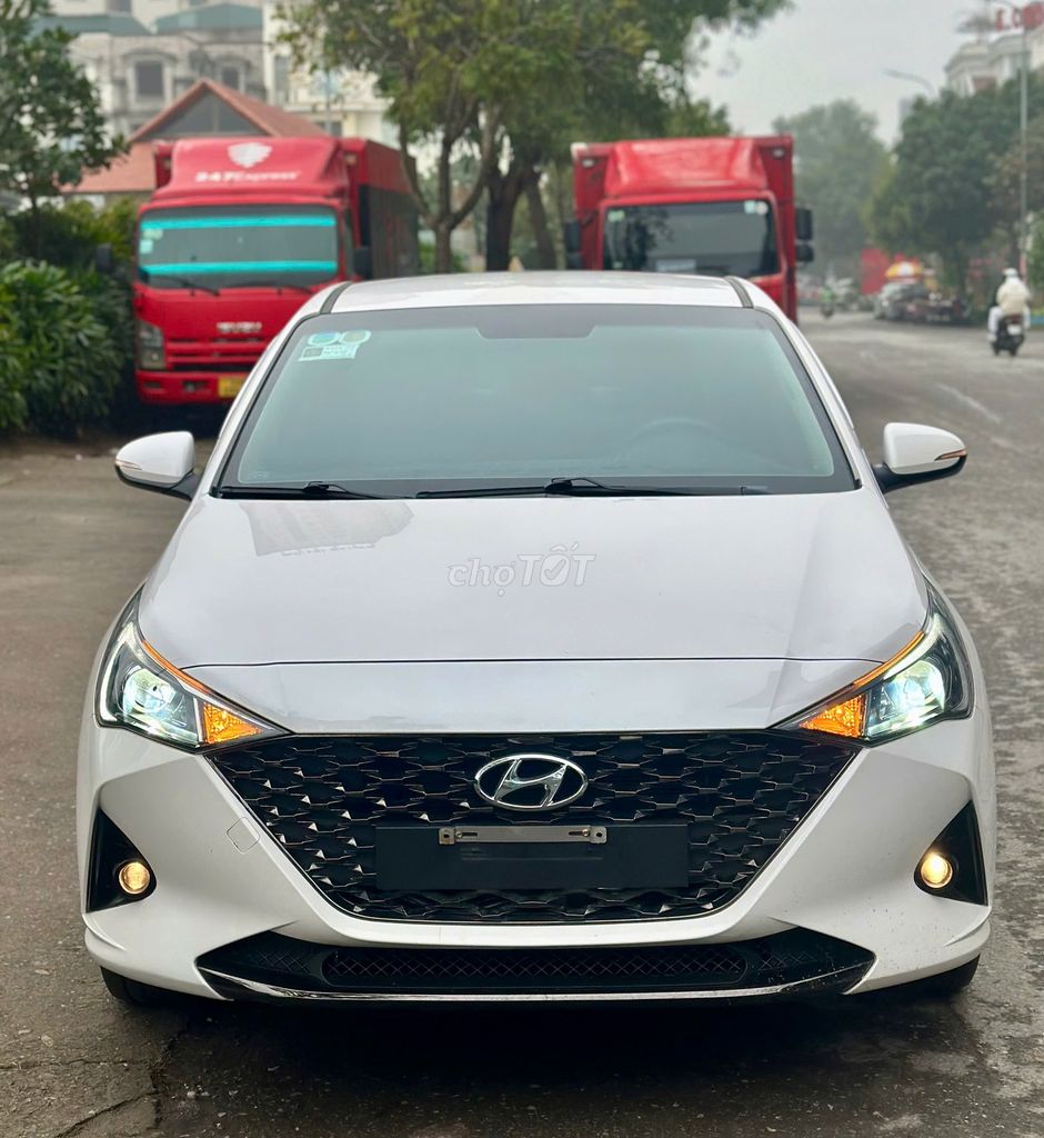 Hyundai accent 2023 MT trắng