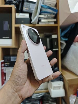Oppo Find X8 Ultra 16/512Gb Snap8Elite kèm Sạc cáp. Mua bán Điện thoại tại Quận 10 Tp Hồ Chí Minh được đăng bởi Bách