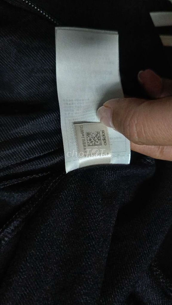 Áo khoác Adidas ( chính hãng )