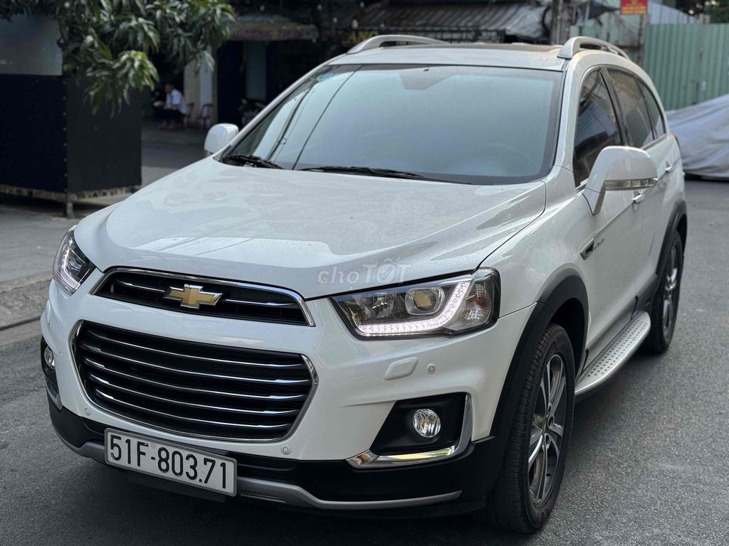 Chevrolet Captiva 2016 LTZ màu trắng