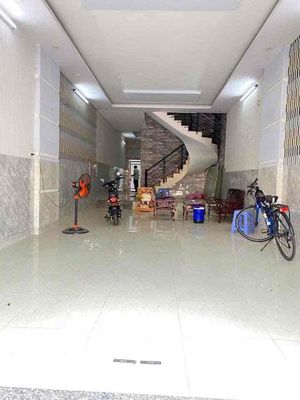 Chị gửi Cho thuê nhà 1T3L ở mặt tiền KDC Bửu Long P.Trấn Biên