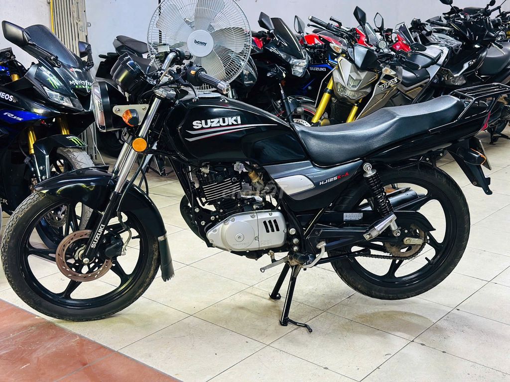 XE MÁY THỊNH PHÁT - HJ 125 ĐEN ZIN CHẤT HÀNG HIẾM. Mua bán Xe máy tại Quận Nam Từ Liêm Hà Nội được đăng bởi XE MÁY THỊNH PHÁT XE LƯỚT GIÁ RẺ hình 2