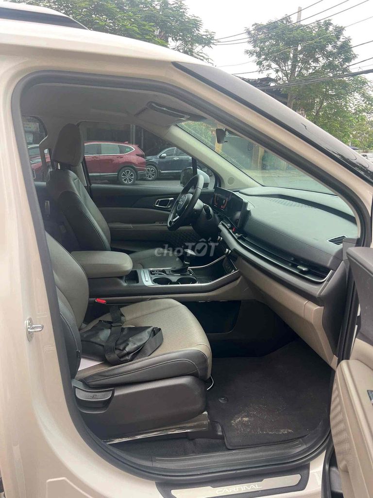 CARNIVAL 2.2D LUXURY 2025 MỚI CỨNG NHƯ XE HÃNG. Mua bán Ô tô tại Thành phố Thủ Đức Tp Hồ Chí Minh được đăng bởi Nguyên Ô Tô Thủ Đức hình 4