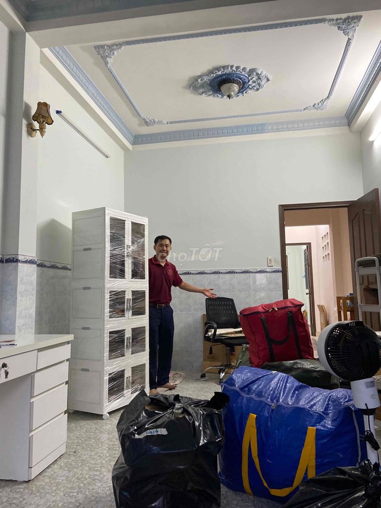 Dịch vụ chuyển nhà trọn gói Quận 8 Robert Biện. Dịch vụ chuyển nhà tại Quận 8 Tp Hồ Chí Minh được đăng bởi Nguyễn Ngọc Như hình 1