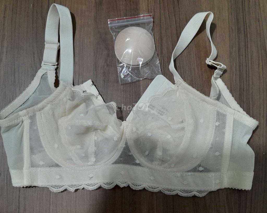 Áo ngực nữ ren size 38. Mua bán Quần áo tại Thành phố Vũng Tàu Bà Rịa - Vũng Tàu được đăng bởi Huệ Trần hình 1