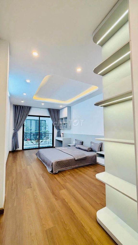Продается дом Truong Dinh, 50 м2, 6 этажей, лифт, полностью меблирован