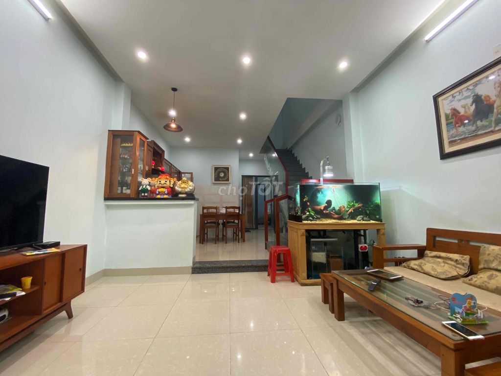 Nhà 2 tầng 2 mê Kiệt 3,5m Huỳnh Ngọc Huệ.. Mua bán Nhà ở tại Quận Thanh Khê Đà Nẵng được đăng bởi Nguyễn Khánh hình 5