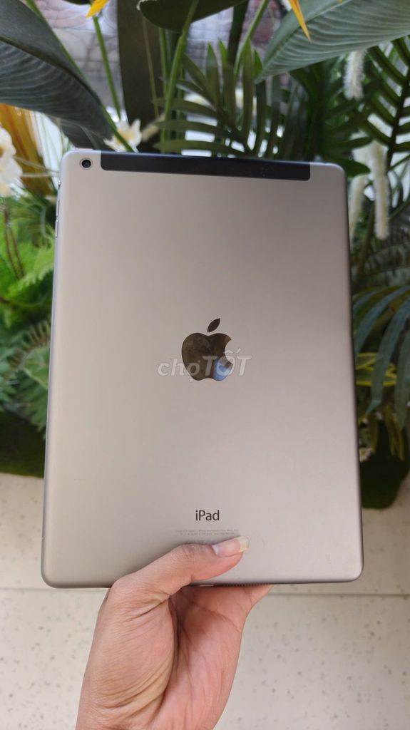 Apple iPad Air 1 32G 4G cho khối nghĩ hè. Mua bán Máy tính bảng tại Thành phố Phan Thiết Bình Thuận được đăng bởi Võ Văn Sỹ hình 1
