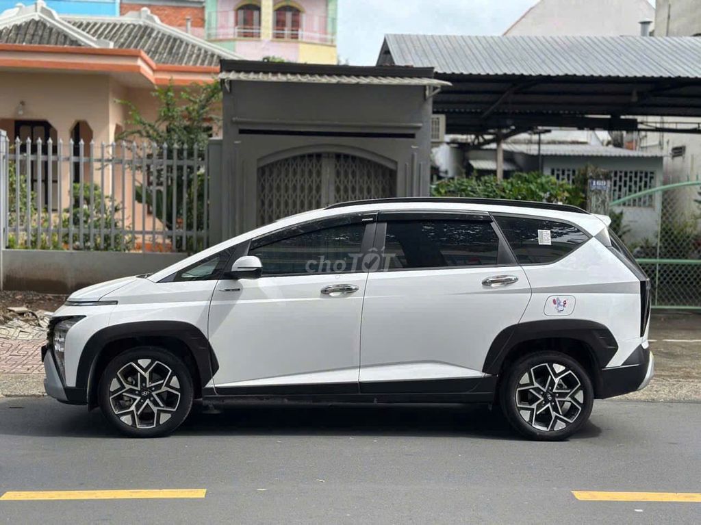 Hyundai Stargazer X Trắng 7 chỗ. Mua bán Ô tô tại Quận Bắc Từ Liêm Hà Nội được đăng bởi Thế Anh Vũ hình 3