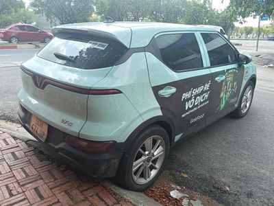 Cho thuê xe VF5 tháng. Dịch vụ tại Quận 6 Tp Hồ Chí Minh được đăng bởi Hoàng Yến