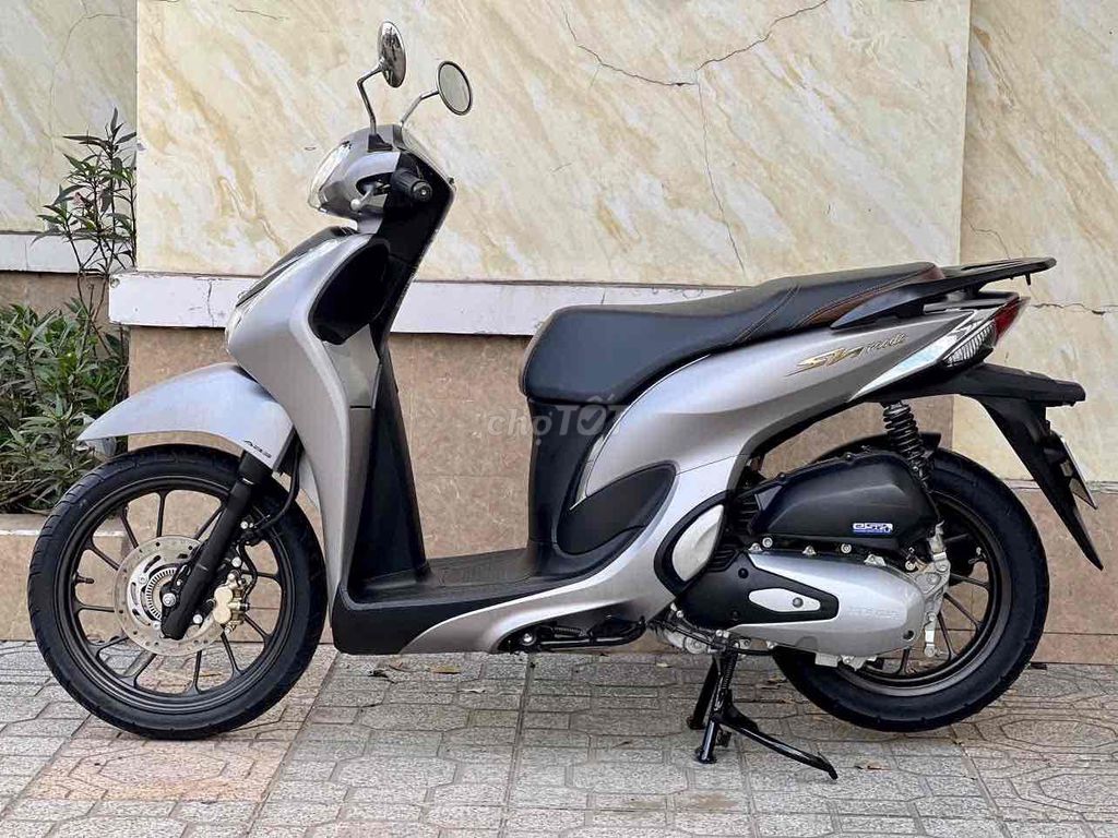 Honda SH Mode ABS Smartkey Xám đen 9chủ sang tên. Mua bán Xe máy tại Quận 12 Tp Hồ Chí Minh được đăng bởi CHXM Phương Nam Chuyên Bán Xe Trả Góp Bao Nợ Xấu hình 3