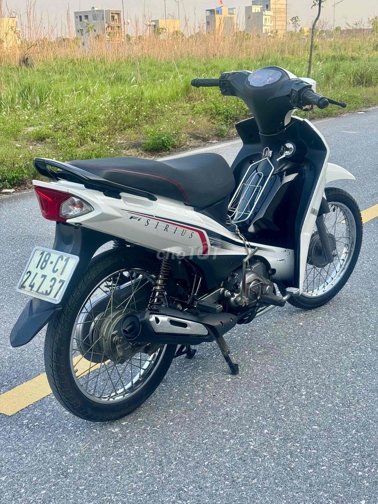 Yamaha Sirius Fi 2017 Trắng. Mua bán Xe máy tại Thành phố Nam Định Nam Định được đăng bởi  long việt  hình 5