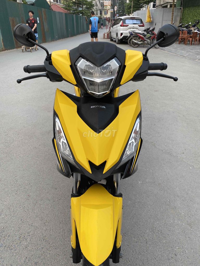 Honda Winner Желтый — 100% родной мотор, от собственника