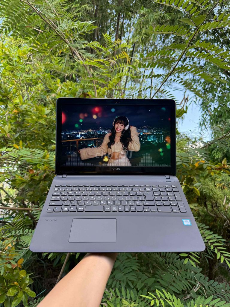 Sony Vaio i5 HQ 15.6 inch 8GB/128GB Đen. Mua bán Laptop tại Thành phố Vĩnh Long Vĩnh Long được đăng bởi Ngà Trần hình 1